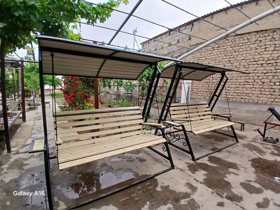 Продаются Садовые качеля