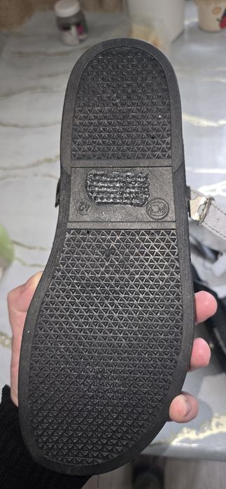 Целевые тапочки 42 размера,кожа.