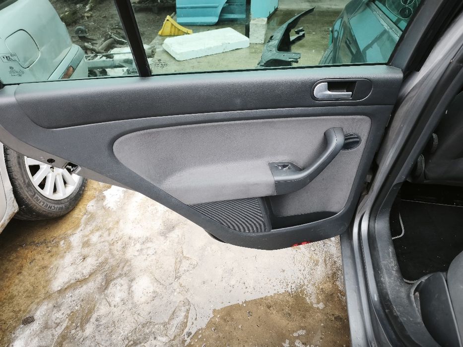 Interior complet golf 5plus cu încălzire impecabil