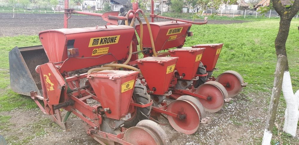 Semanatoare porumb 4 rânduri