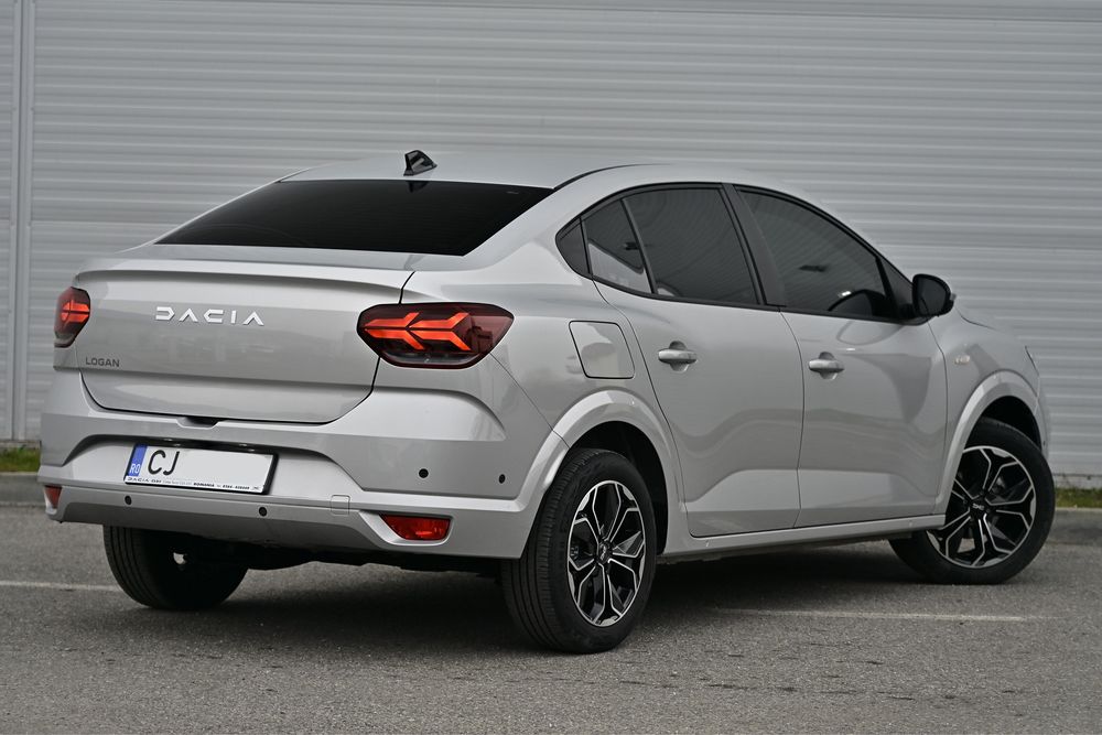 DACIA Logan 2023 — imagine 5