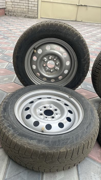 Зимние шиныс штамп. дисками