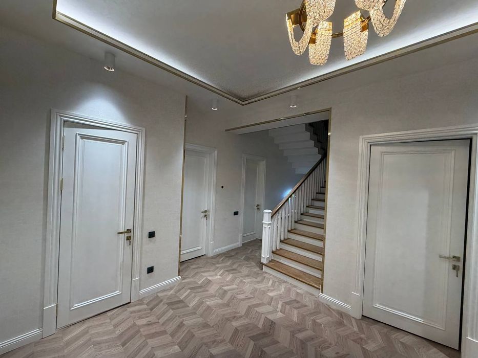 Дом Абсолютно новый Янгиабад 2 сотки 7 комнат  4-уровня 320м2 ул.Алиев