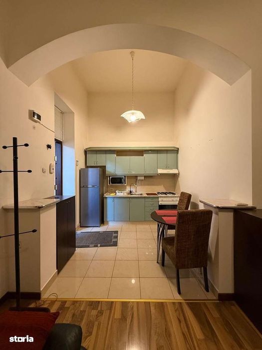 Apartament ultracentral in Palatul Neumann vis-a-vis de primarie
