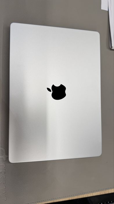 Продам Macbook Pro
