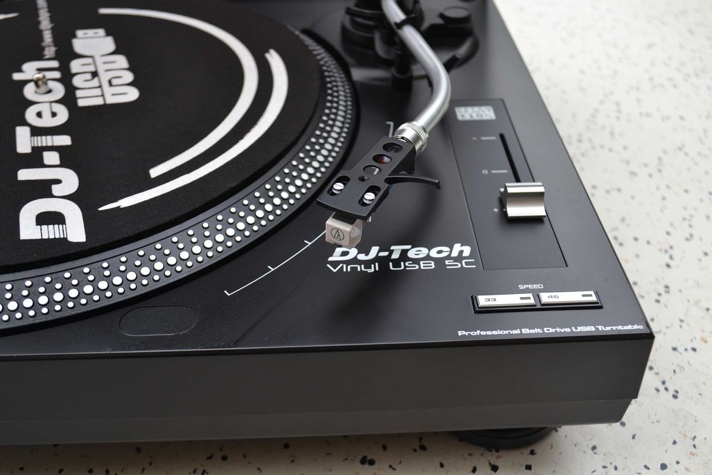 Pick up DJ Tech model Vinyl USB 5 C