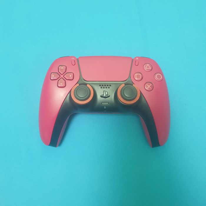 DualSense Cosmic Red cu module TMR