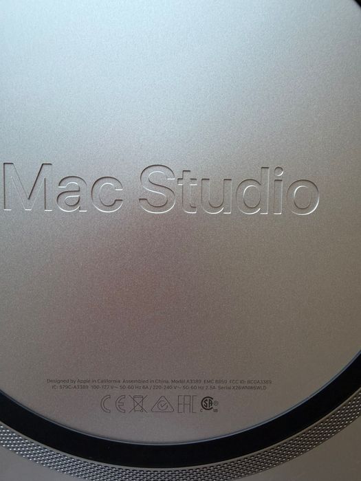 Apple Mac Studio M3 Ultra