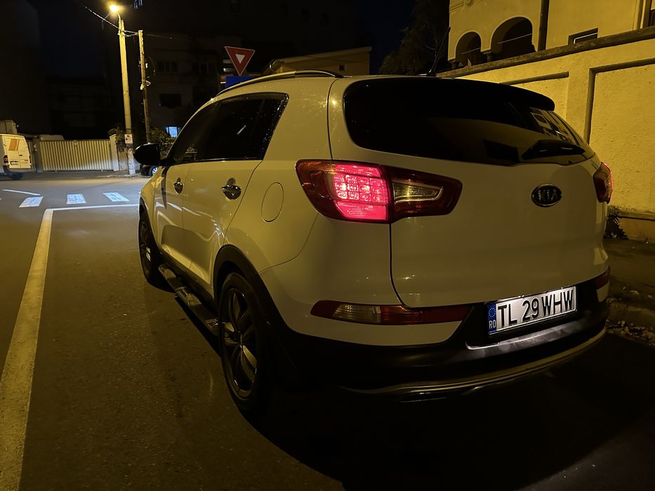 KIA Sportage 2011 — imagine 4