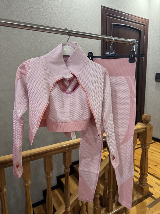 Спортивная одежда тройка