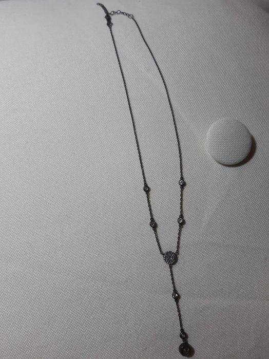 Готик колие с родиево покритие и камъчета