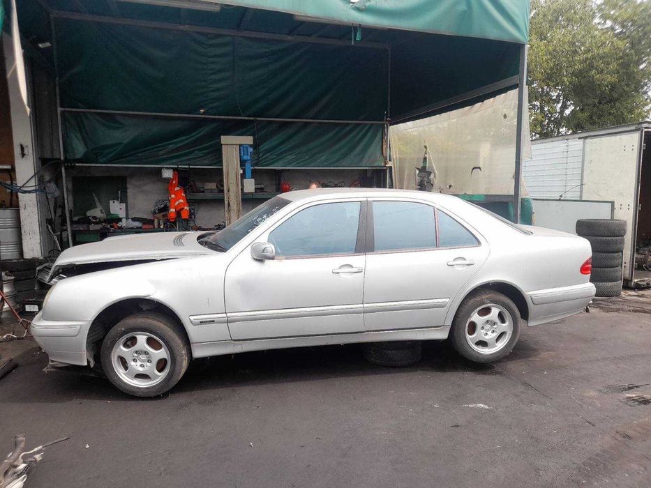 Mercedes E-class W210 2.0kompressor 2001г. НА ЧАСТИ!