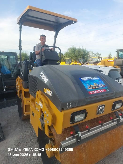 XCMG XMR403 каток 4 тоник на складе