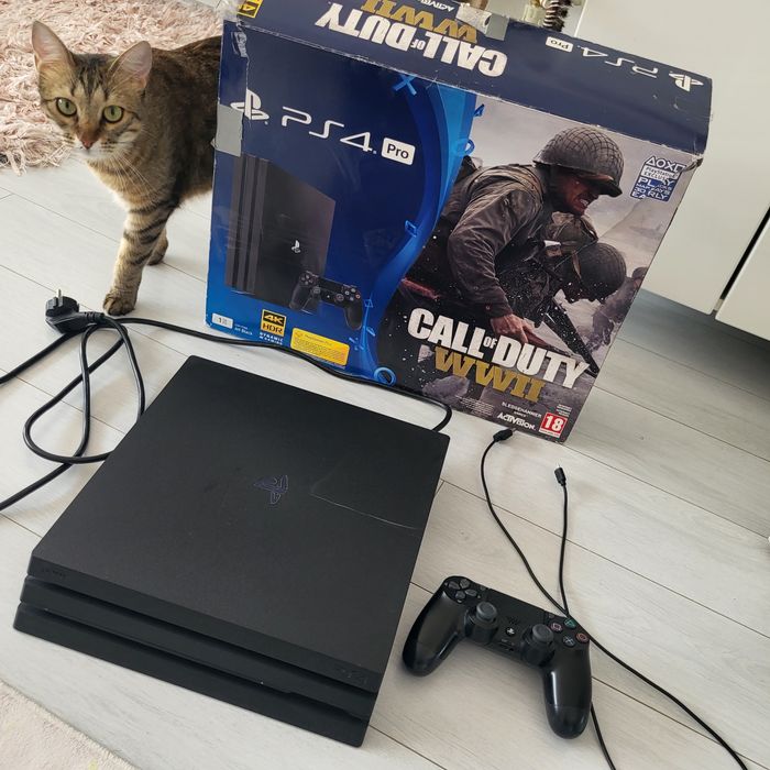 Плейстешън 4  Pro