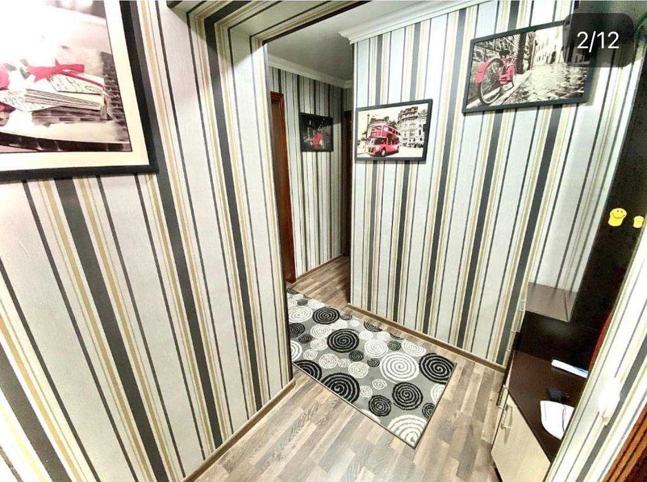 Сдается в аренду! Одна комнатная кв на 2 эт! В центре города (8 марта)