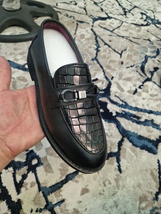 Erkaklar makasimalari optom va  donaga sotiladi