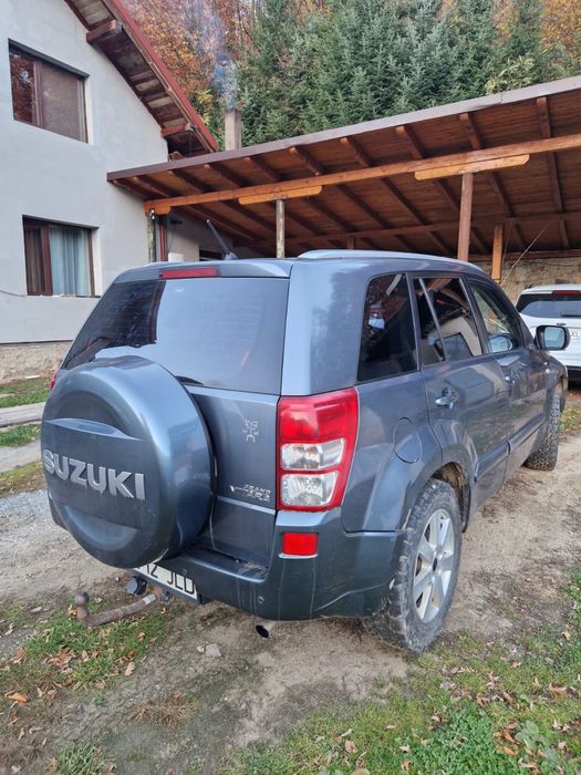 SUZUKI Grand Vitara