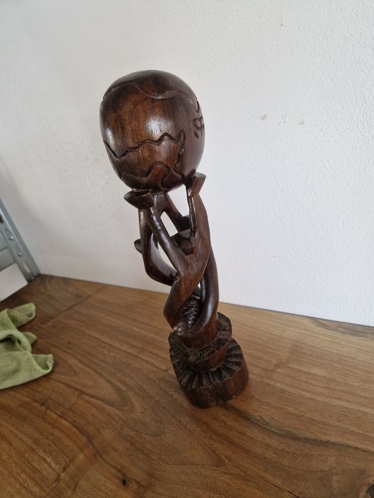 Sculptura lemn statueta
