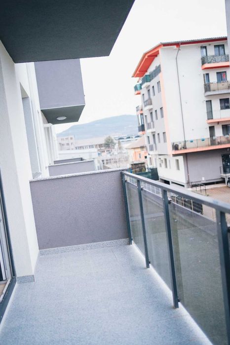 Apartament de inchiriat in bloc nou, zona mall