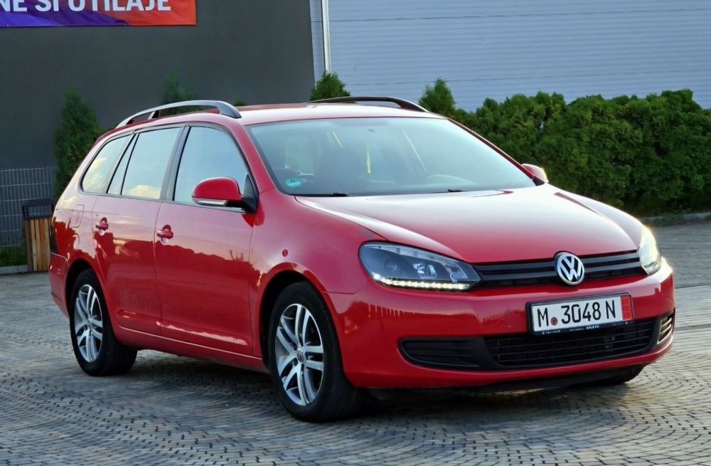 Volkswagen Golf VI 1.6 tdi 105 cp