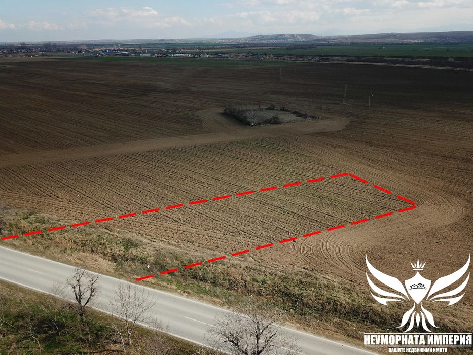 Под наем земя, парцел, паркинг 1300кв в гр.Асеновград след Химик