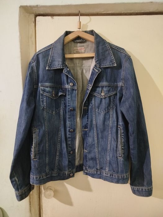 Продам джинсовые куртки.