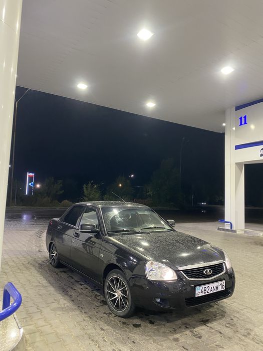Продам приору срочноо