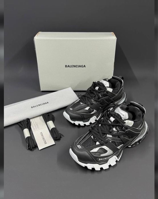 Balenciaga Track