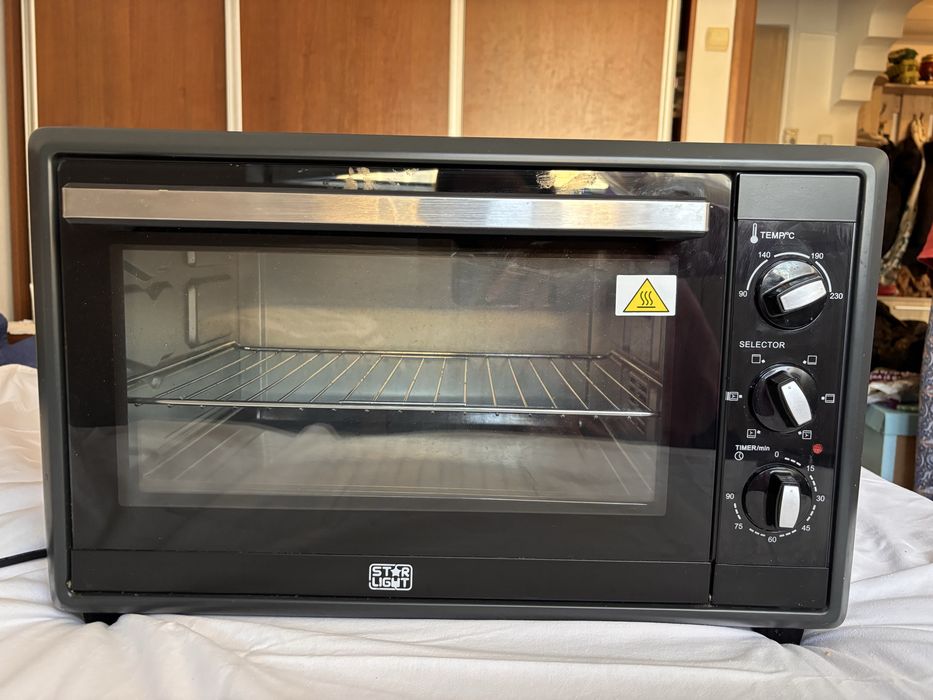 Cuptor electric Star-Light CEC-4218, 42L, convectie, grill, 1800W, stare bună
