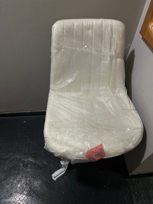 Трапезен стол Ария