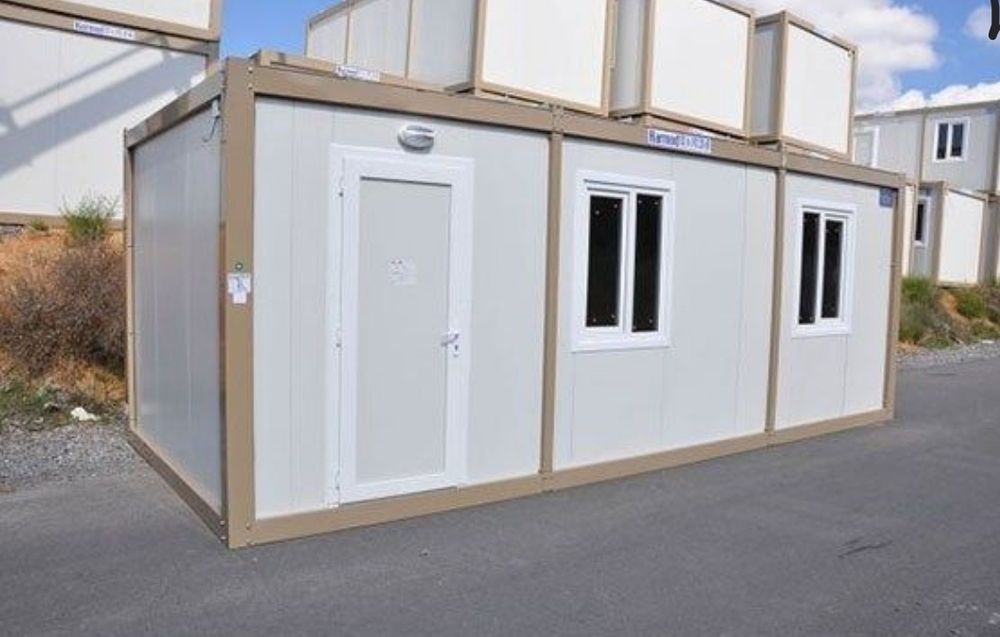Vând containere modulare