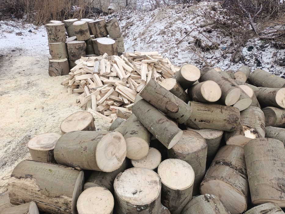 Уголь дрова в мешках 1200