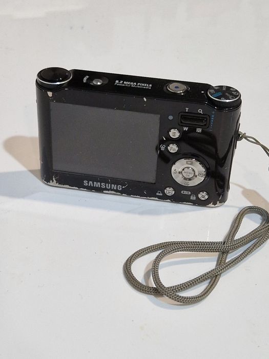 Aparat foto  / camera digitala  Samsung