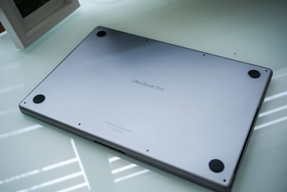 MacBook Pro M1 Pro 16GB