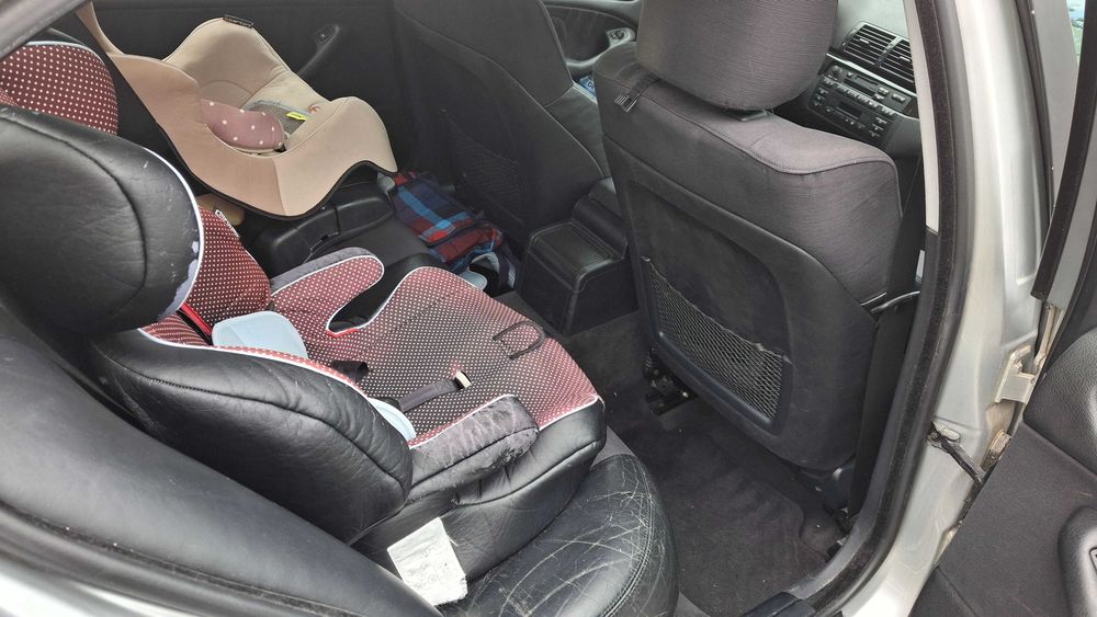 Автомобил БМВ BMW 320