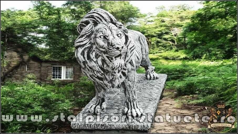 Statuetă leu mare în picioare, gri patinat, model S33.