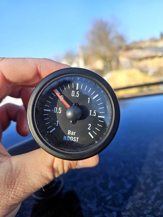 Буустметър до 2 бара