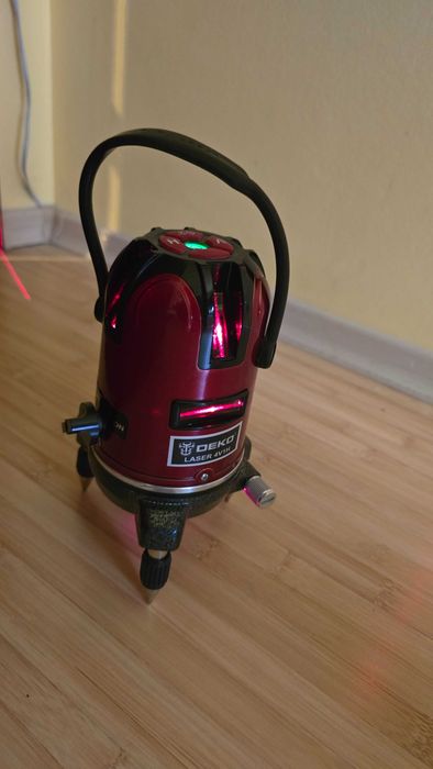 Nivelă Laser DECO