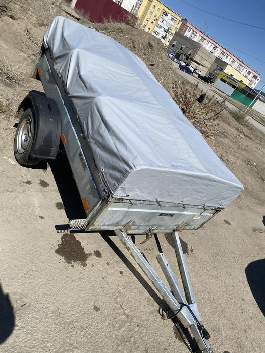 Прицеп продам новый почти