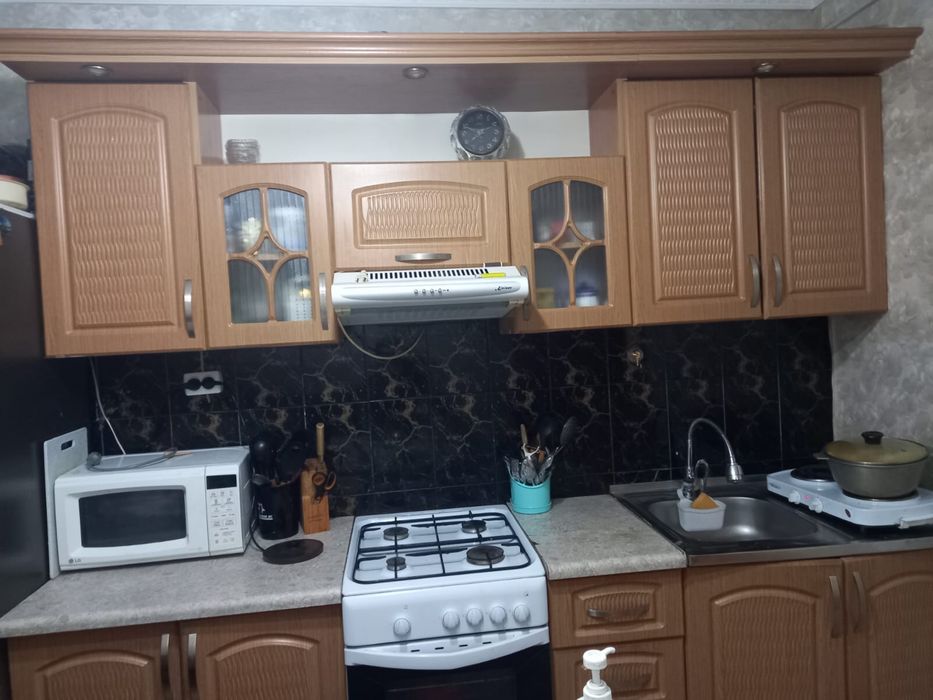 Продается Кухонный гарнитур