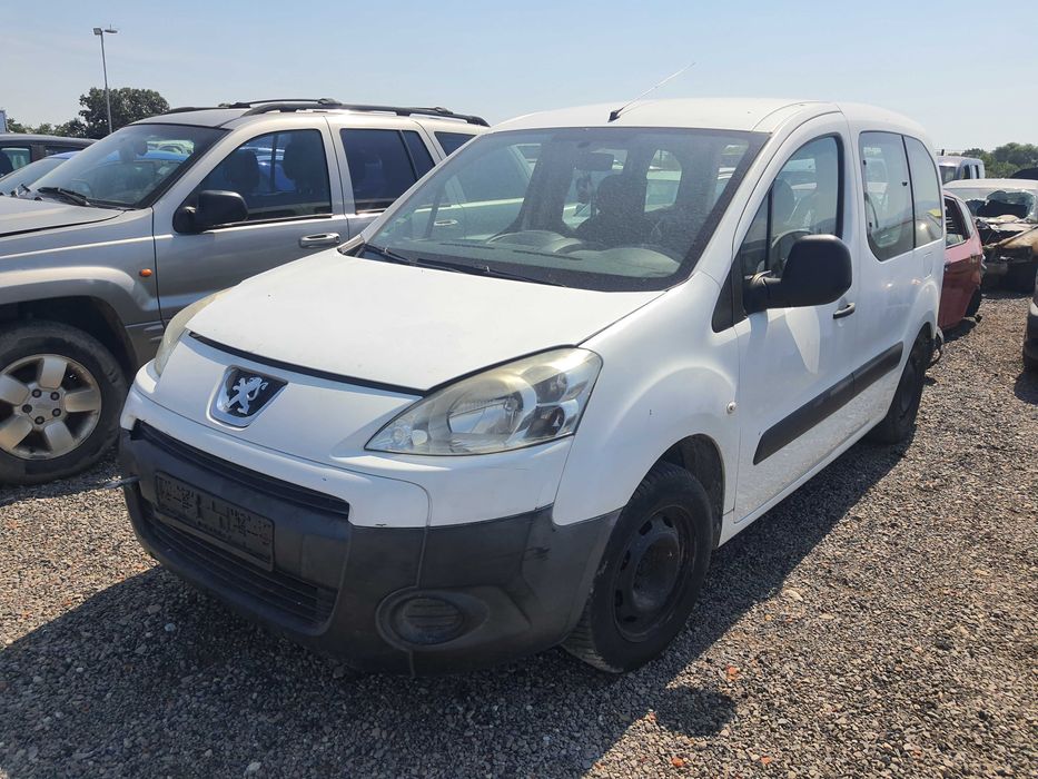 На части! Peugeot Partner 1.6 HDI TEPEE