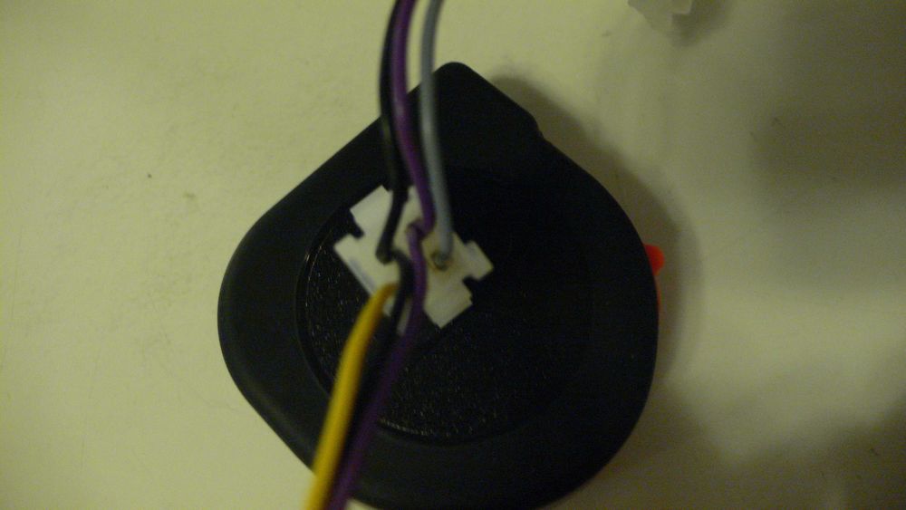 Molex/MDB Connector 1 to 2. Молекс/МДБ Разклонител 1 към 2.