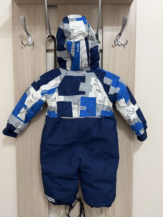 Продам детский зимний комбинезон