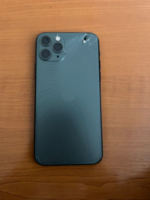 Iphone 11 pro.