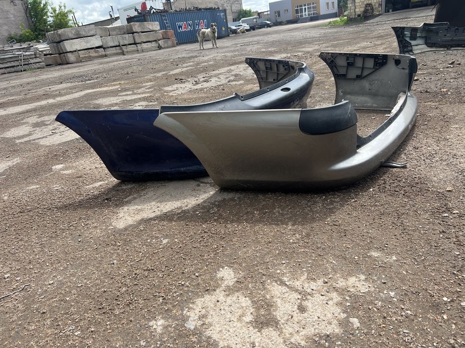 Задний бампер Опель вектра В седан универсал оригинал