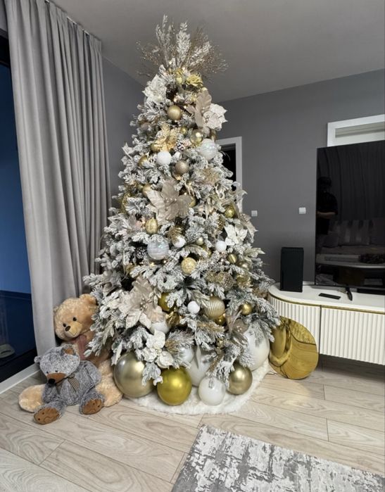 Brad artificial + decoratiuni