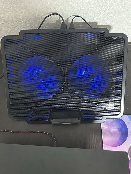 Laptop de gaming Razer plus altele
