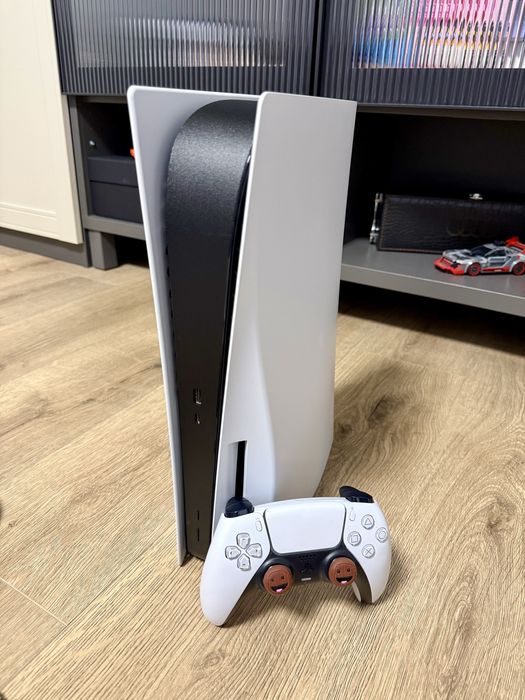 PlayStation 5 PS5 Disk Cutie + 3 jocuri