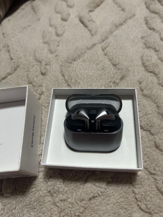 Samsung Galaxy Buds 3