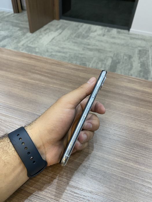 Iphone x ayfon x 64gb oq holati ideal srochni sotiladi face ishlidi